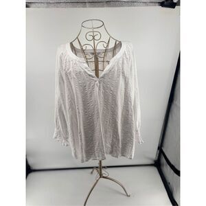 Tommy Bahama Ruffle  Sleeve Blouse Size XL White